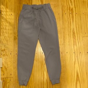 Lululemon On the Fly Jogger